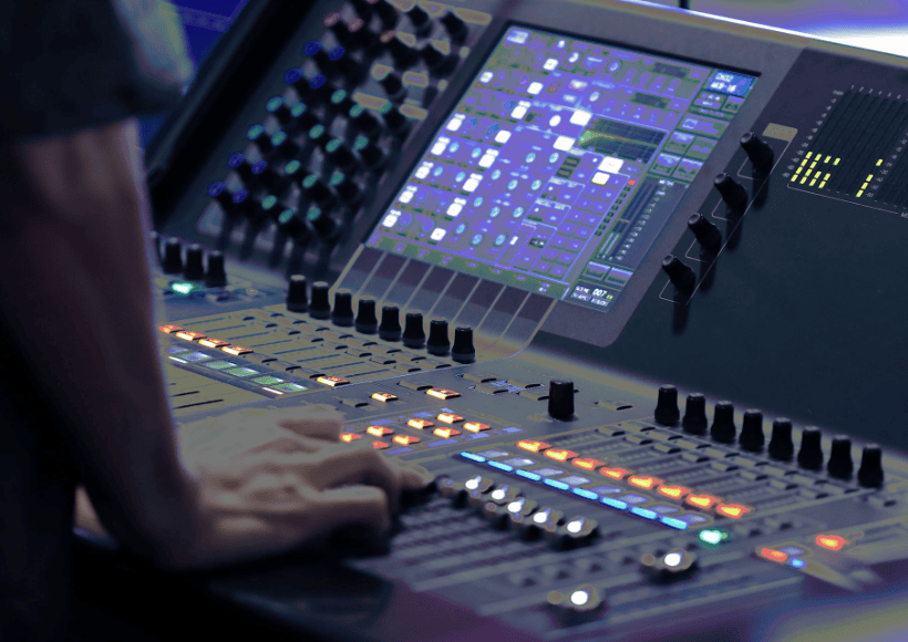 当日の受付や音響もスタッフが無料対応！